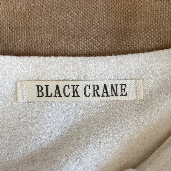 Black Crane a symmetrical top - Picture 3 of 4